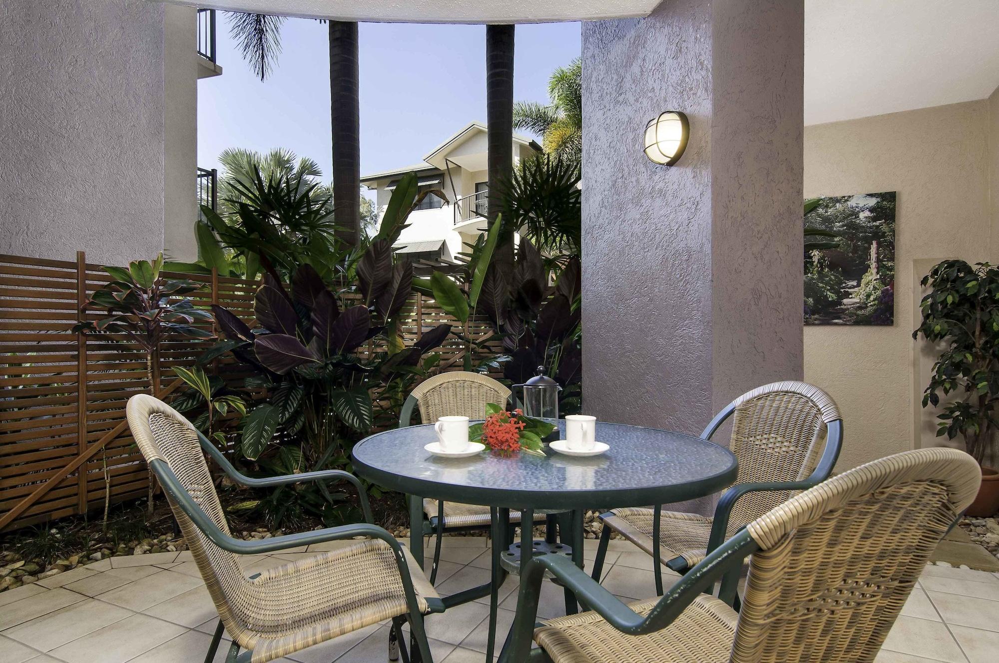 Bay Villas Resort Port Douglas Exterior foto