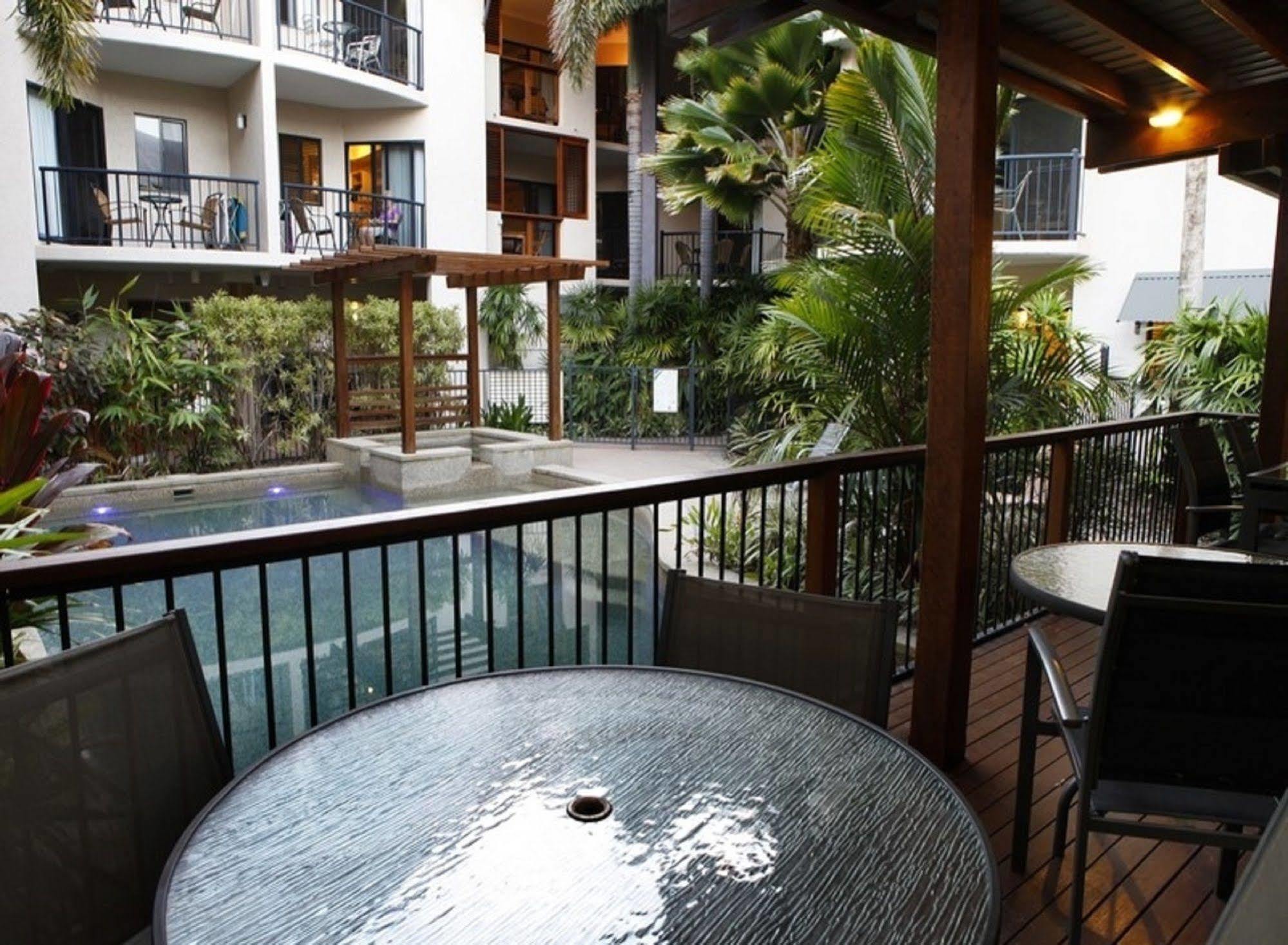 Bay Villas Resort Port Douglas Exterior foto